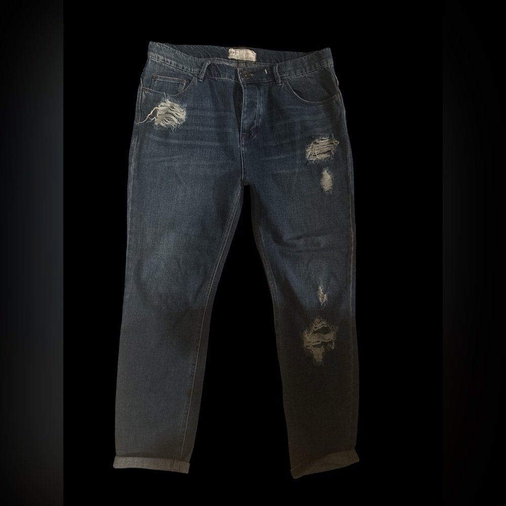 Free People hi rise  Distressed Blue Jeans capri lightweight denim 27 x 24